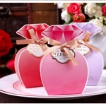 1010婚禮精品坊 香水造型 三色香水鑽石喜糖盒(粉 紫 玫紅)/特價火爆銷售中